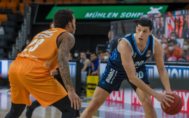 在与天津队 在与天津队