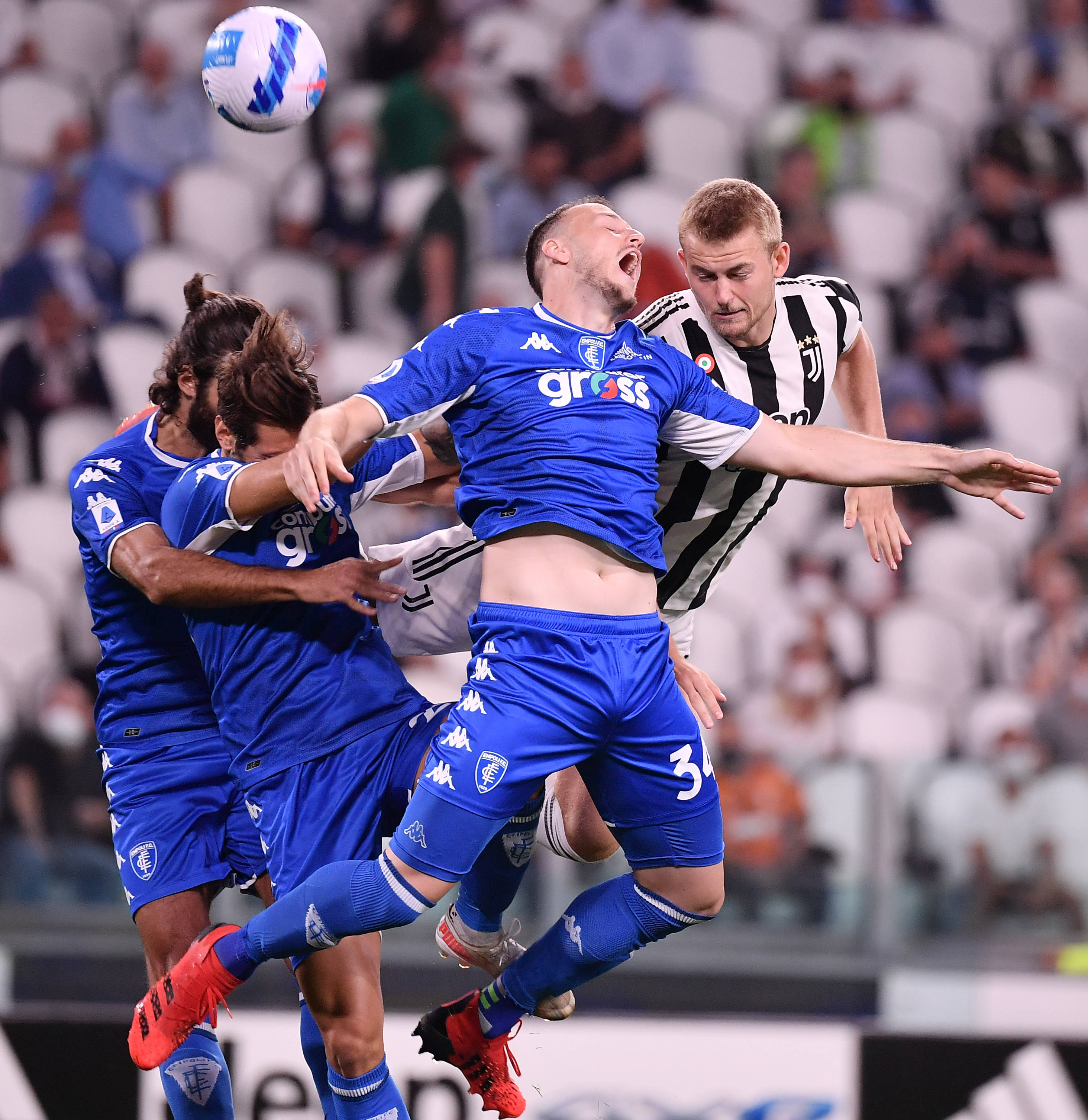 远低于巴萨 远低于巴萨